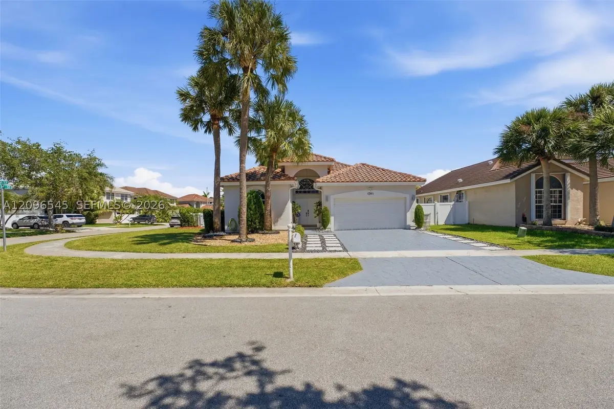 1391 NW 185th Ter, Pembroke Pines, FL 33029 - #1