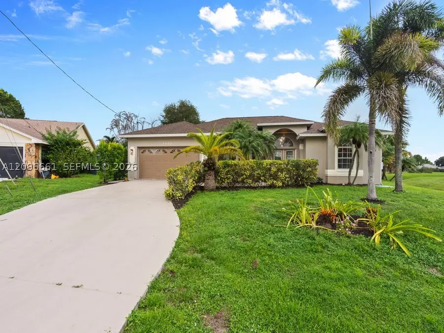 6840 NW Granger Ave, Port Saint Lucie, FL 34983 - #2