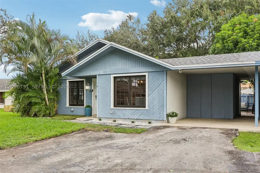 3721 W Valley Green Dr #48, Davie, FL 33328 - #2