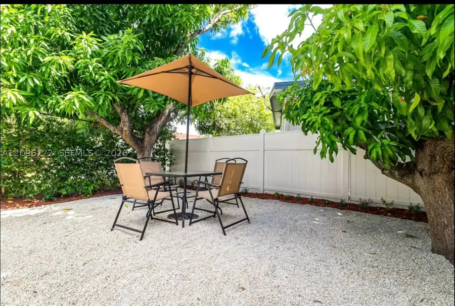 406 Foster Rd, Hallandale Beach, FL 33009 - #2