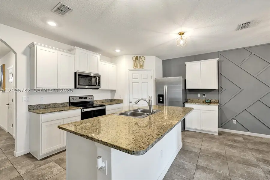 6479 NW Castlebrook Ave, Port Saint Lucie, FL 34983 - #3