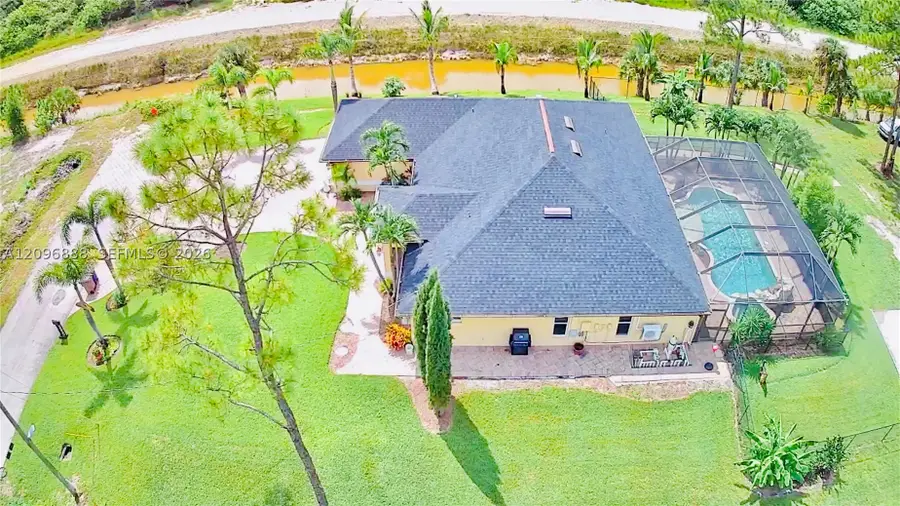 1201 Edison Ave, Lehigh Acres, FL 33972 - #2