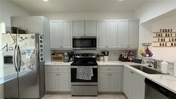5060 Palmbrooke Cir, West Palm Beach, FL 33417
