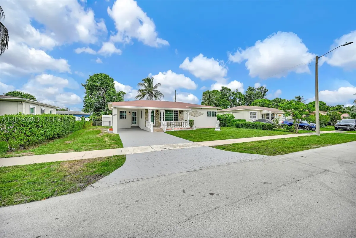 1135 NW 109th St, Miami, FL 33168 - #1