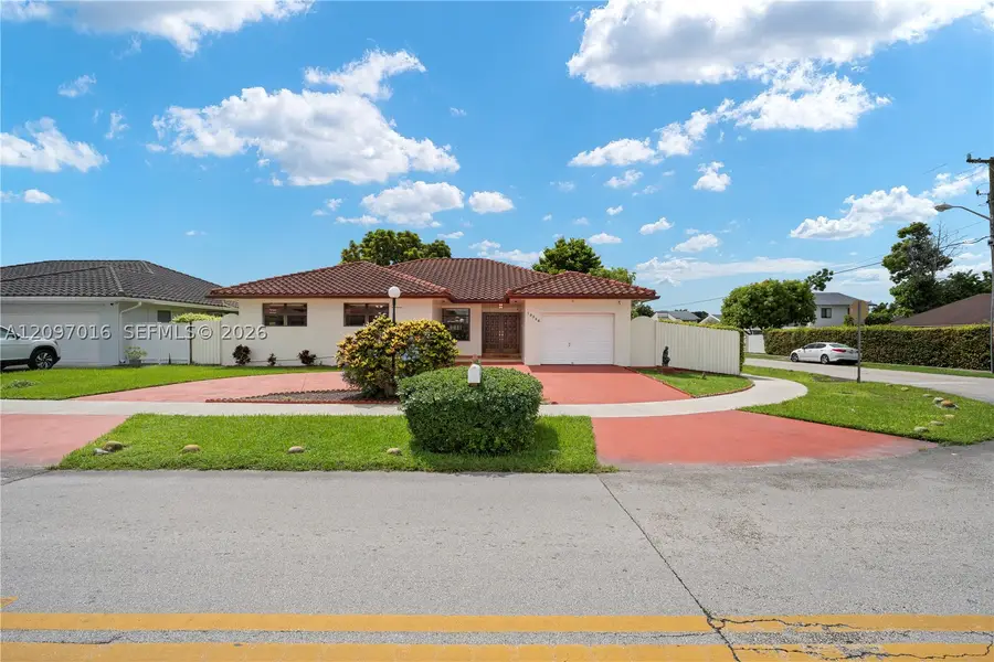 10980 SW 38th St, Miami, FL 33165 - #3