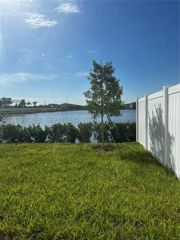 3236 W 114th Ter, Hialeah, FL 33018
