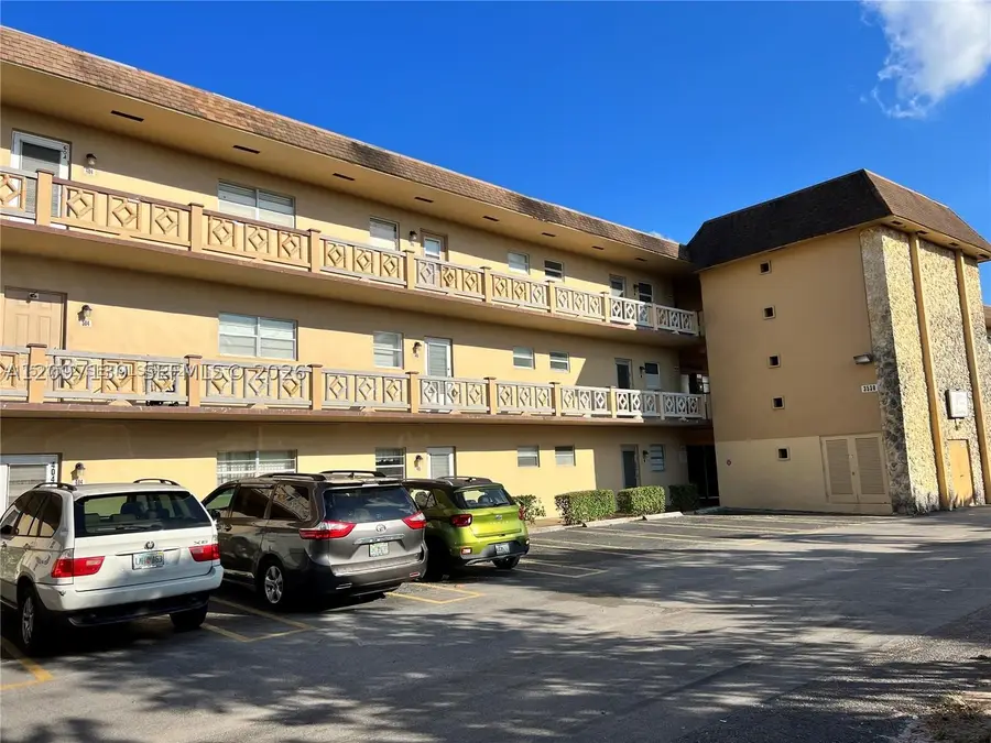 3530 NW 52nd Ave #403, Lauderdale Lakes, FL 33319 - #2