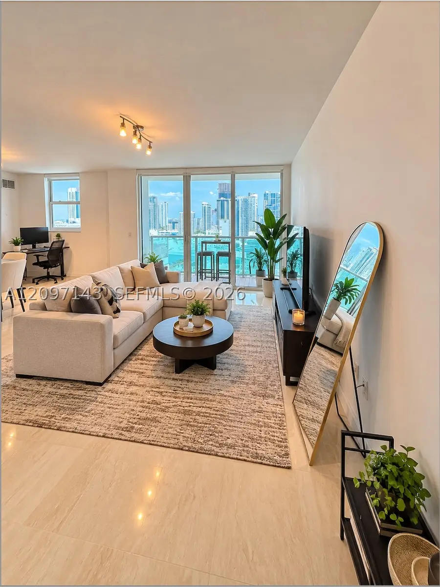 31 SE 5th Street #2801, Miami, FL 33131 - #2