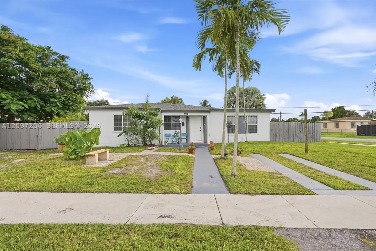 9270 SW 43rd St, Miami, FL 33165 - #1