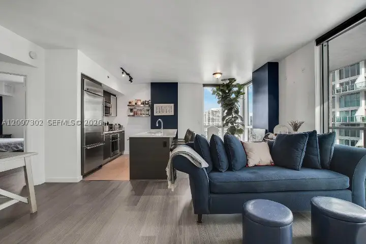 55 SE 6th St #3701, Miami, FL 33131 - #3