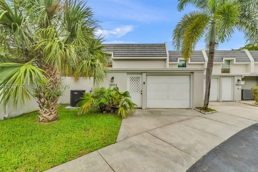 18958 Bobolink Dr, Hialeah, FL 33015 - #3