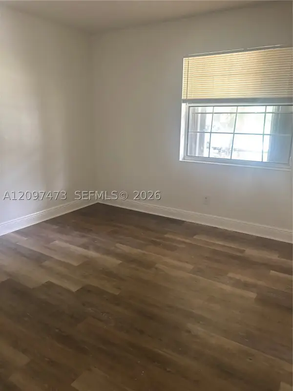722 NW 103rd Ter #102, Pembroke Pines, FL 33026