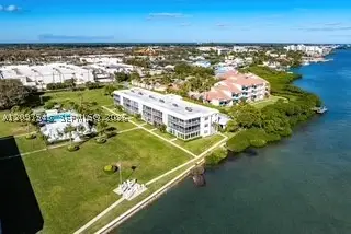 100 Waterway Rd #A306, Tequesta, FL 33469