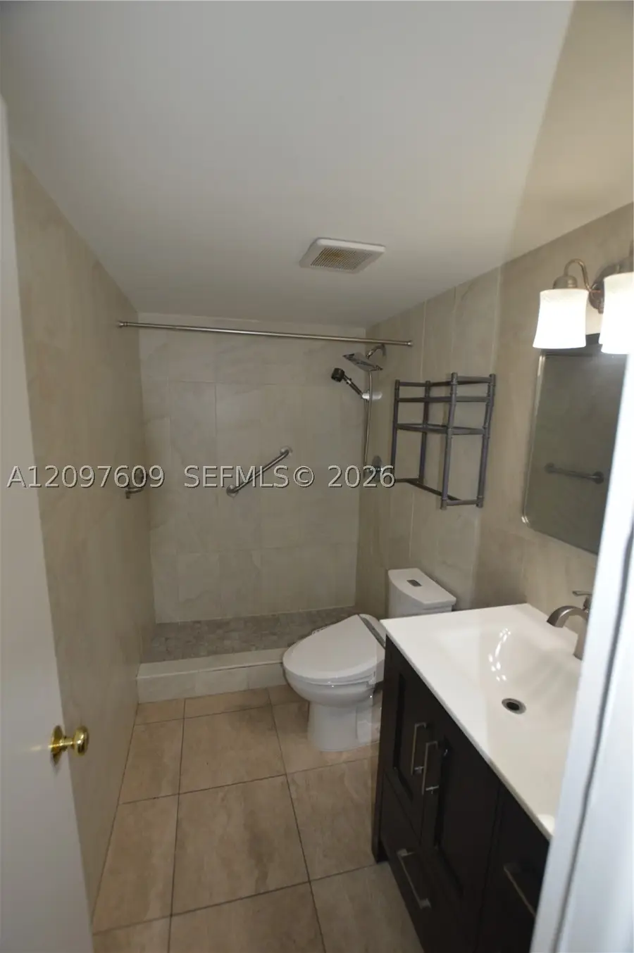 425 SE 11th Ter #403, Dania Beach, FL 33004 - #3