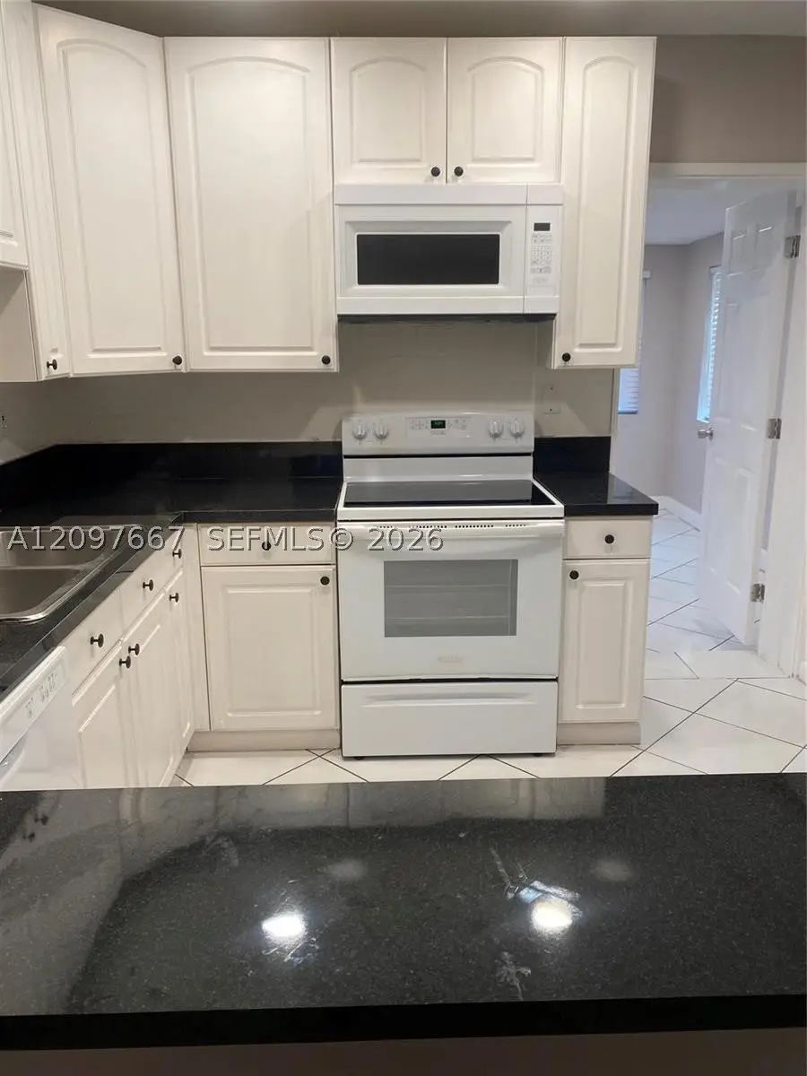 6152 SW 2nd St, Margate, FL 33068 - #2