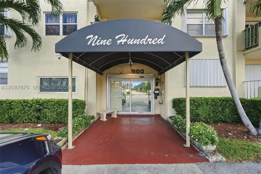 900 NE 18th Ave #304, Fort Lauderdale, FL 33304 - #3