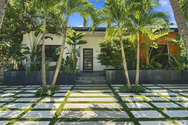 600 W 51st St, Miami Beach, FL 33140