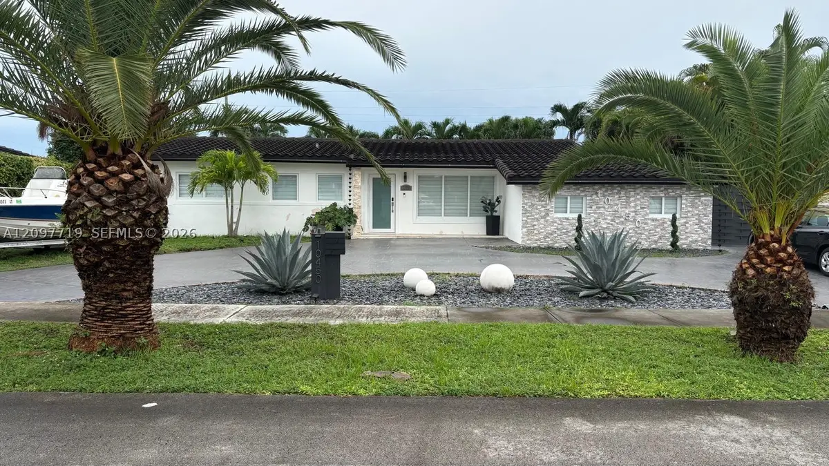 10450 SW 42nd Ter, Miami, FL 33165 - #1