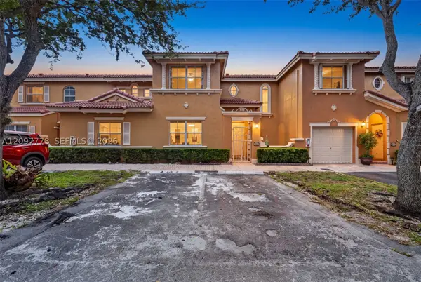 8520 NW 139th Ter #1607, Miami Lakes, FL 33016
