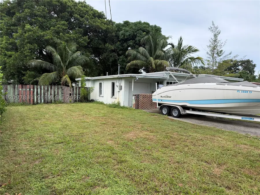 2703 Hayes St, Hollywood, FL 33020 - #2