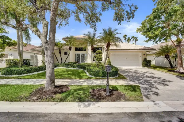 2649 Miller Ct, Weston, FL 33332