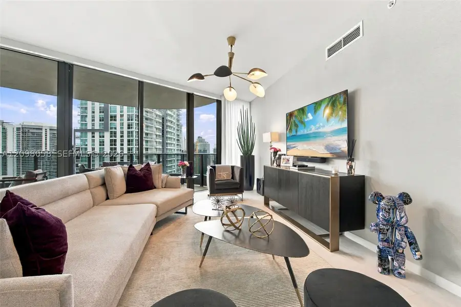 1000 Brickell Plz #3401, Miami, FL 33131 - #3