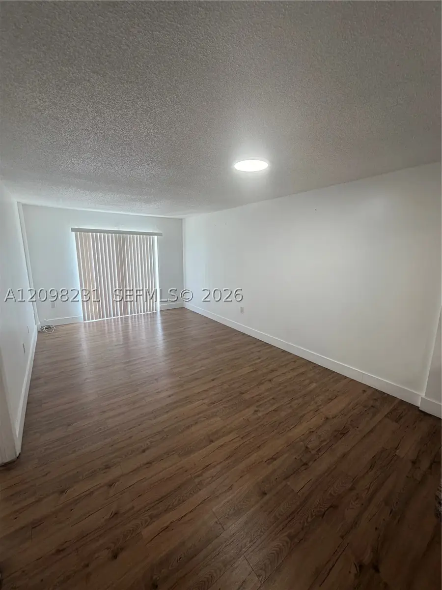 16465 NE 22nd Ave #412, North Miami Beach, FL 33160 - #3