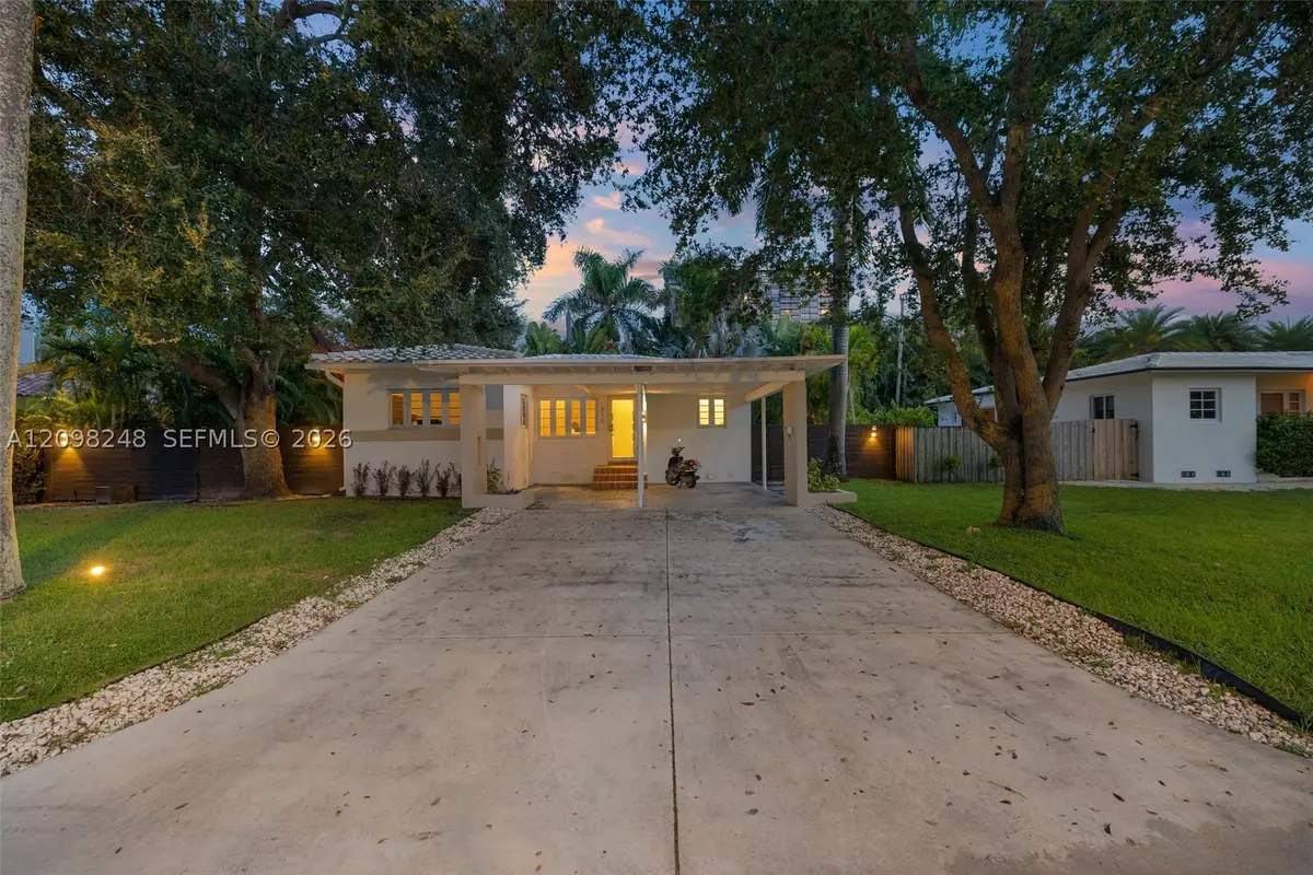 830 NE 72nd St, Miami, FL 33138 - #1