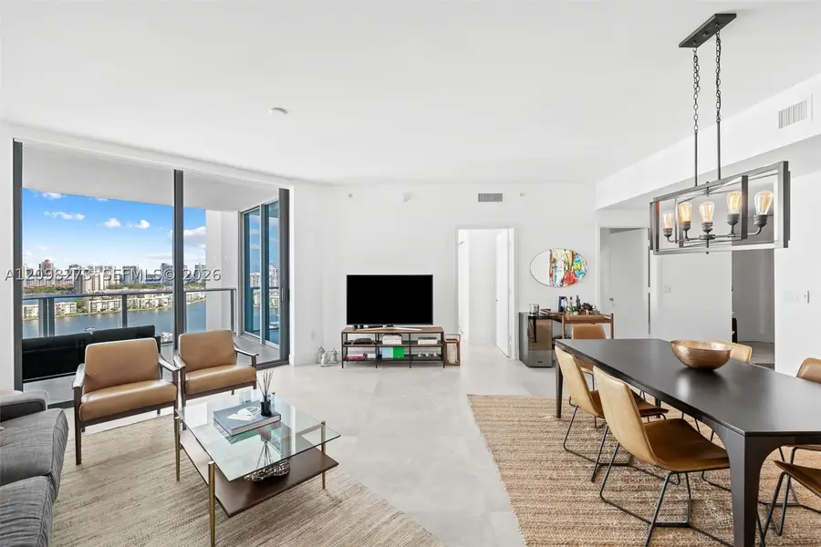 17111 Biscayne Blvd #2103, North Miami Beach, FL 33160 - #3