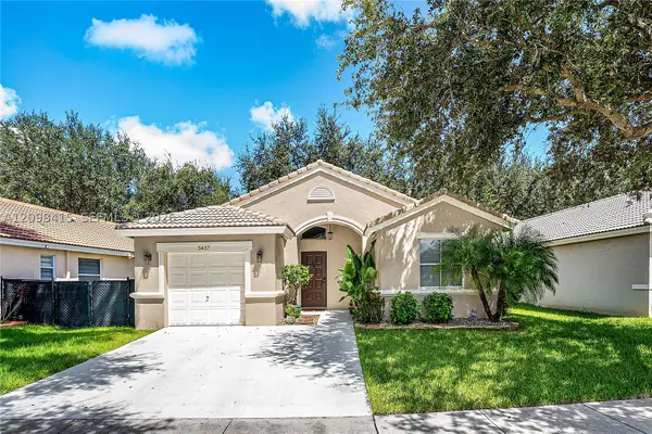 Address Withheld By Seller, Coconut Creek, FL 33073