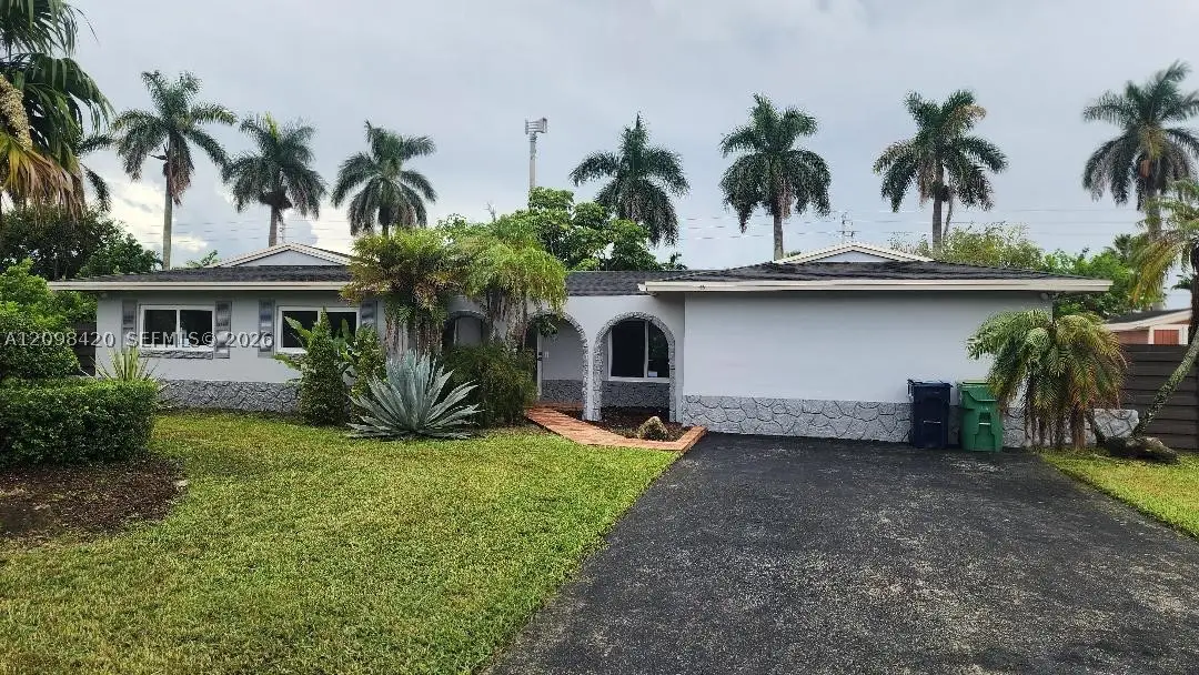 8880 SW 183rd Ter, Palmetto Bay, FL 33157 - #1