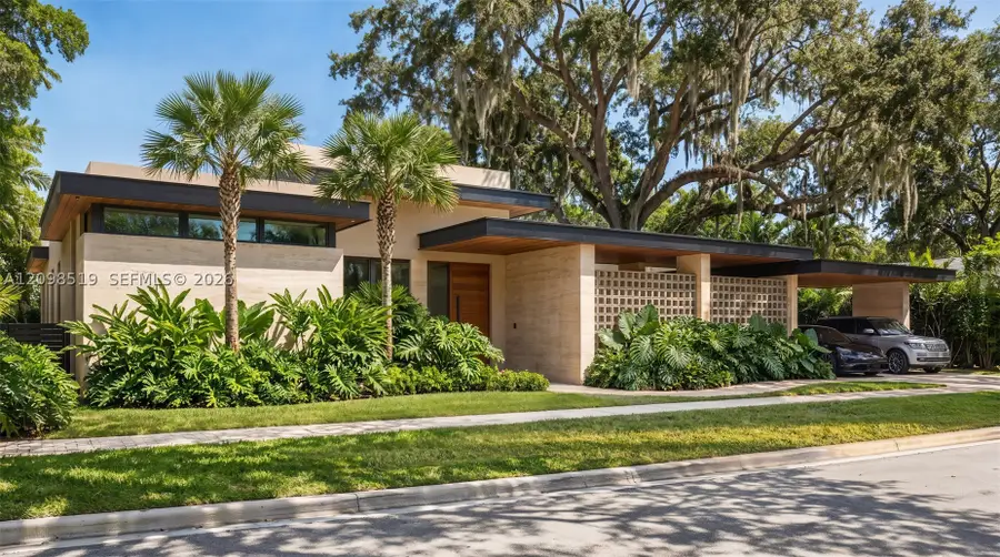 955 NE 128th St, North Miami, FL 33161 - #2