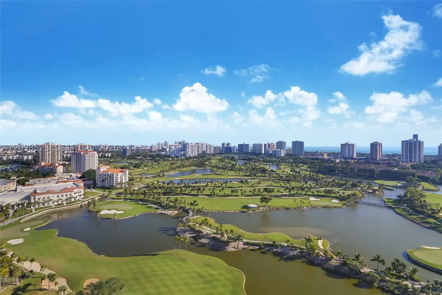 19501 W Country Club Dr #PH-02, Aventura, FL 33180 - #2