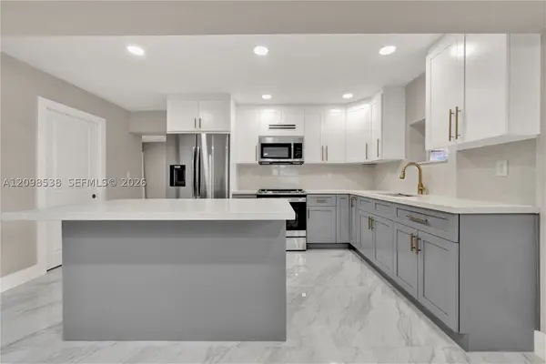 951 W 30th St, Hialeah, FL 33012