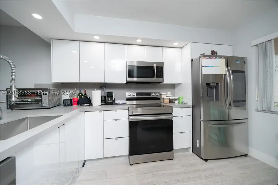 350 Racquet Club Rd #102, Weston, FL 33326 - #3
