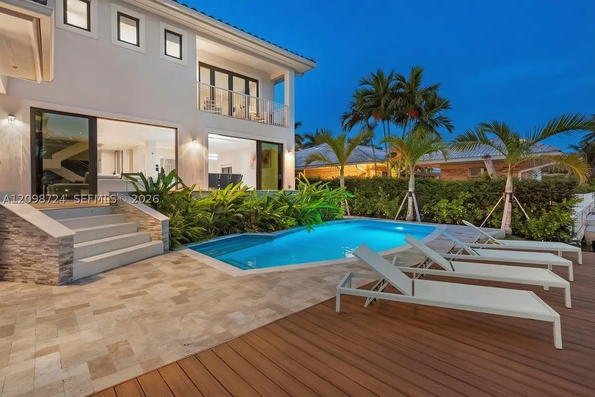 850 Washington St, Hollywood, FL 33019 - #1