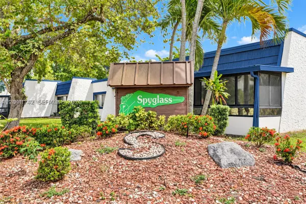 6530 NW 98th Ter #B25, Tamarac, FL 33321