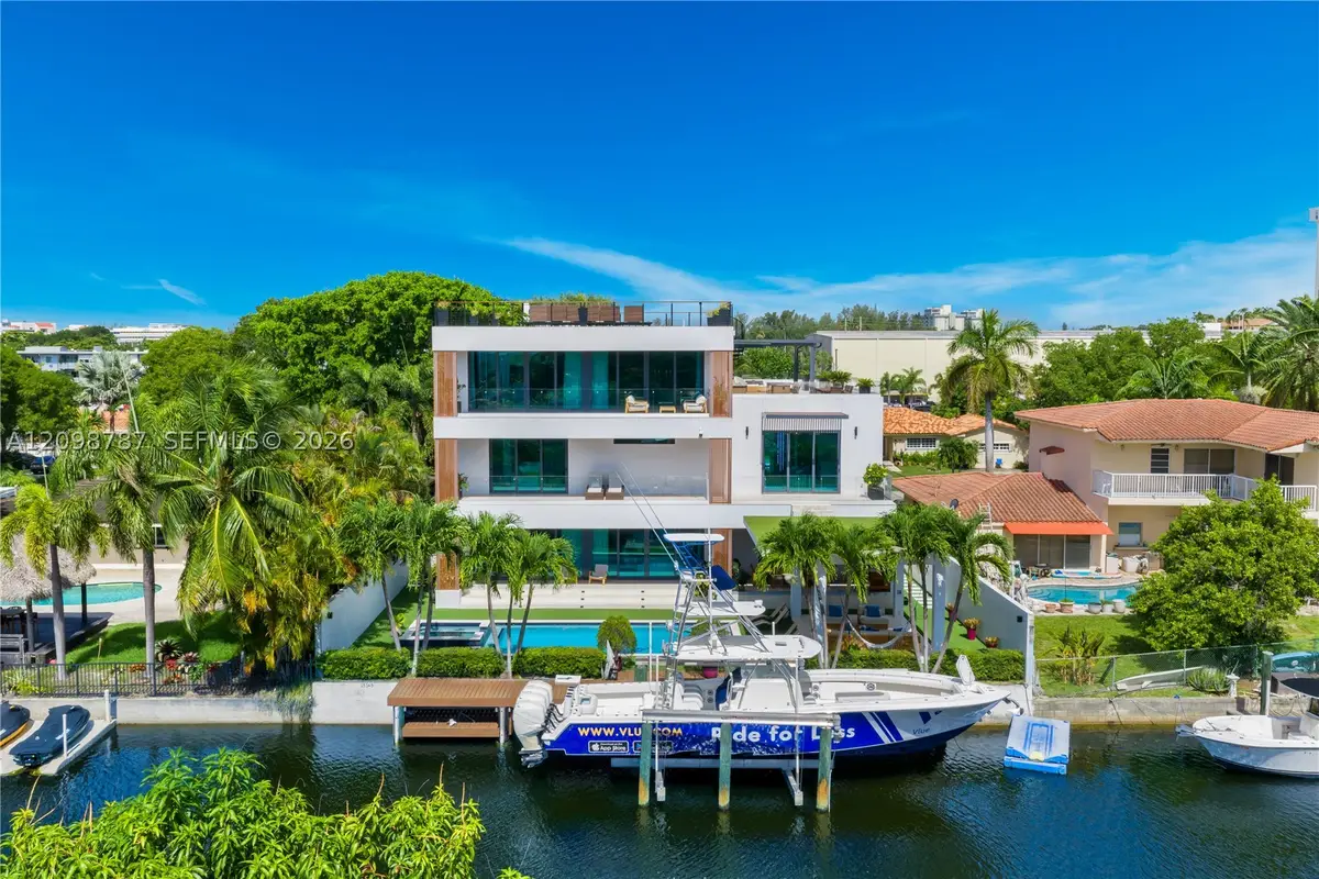 13145 Coronado Dr, North Miami, FL 33181 - #1
