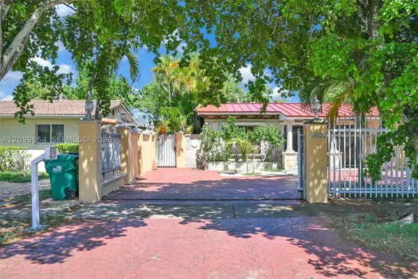 1425 SW 78th Ave, Miami, FL 33144