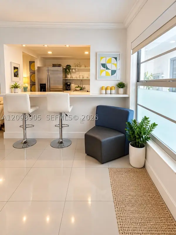 240 Collins Ave #2C, Miami Beach, FL 33139