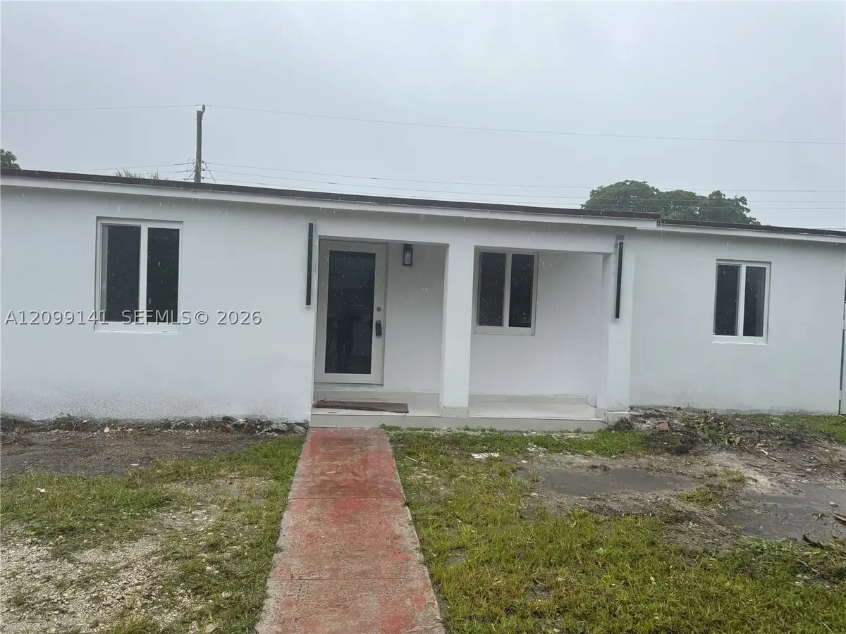 4135 SW 116th Ave, Miami, FL 33165 - #1