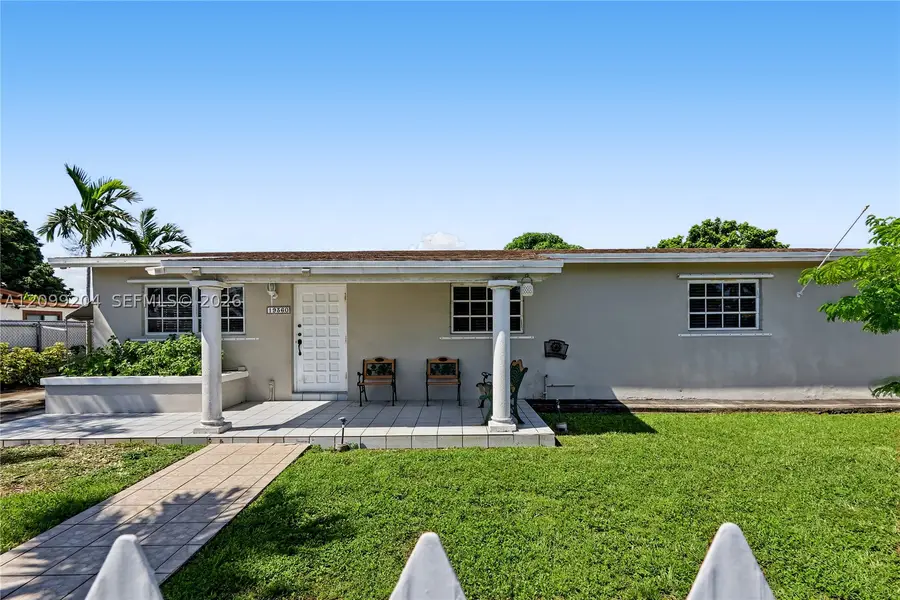 19360 SW 115th Ave, Miami, FL 33157 - #2