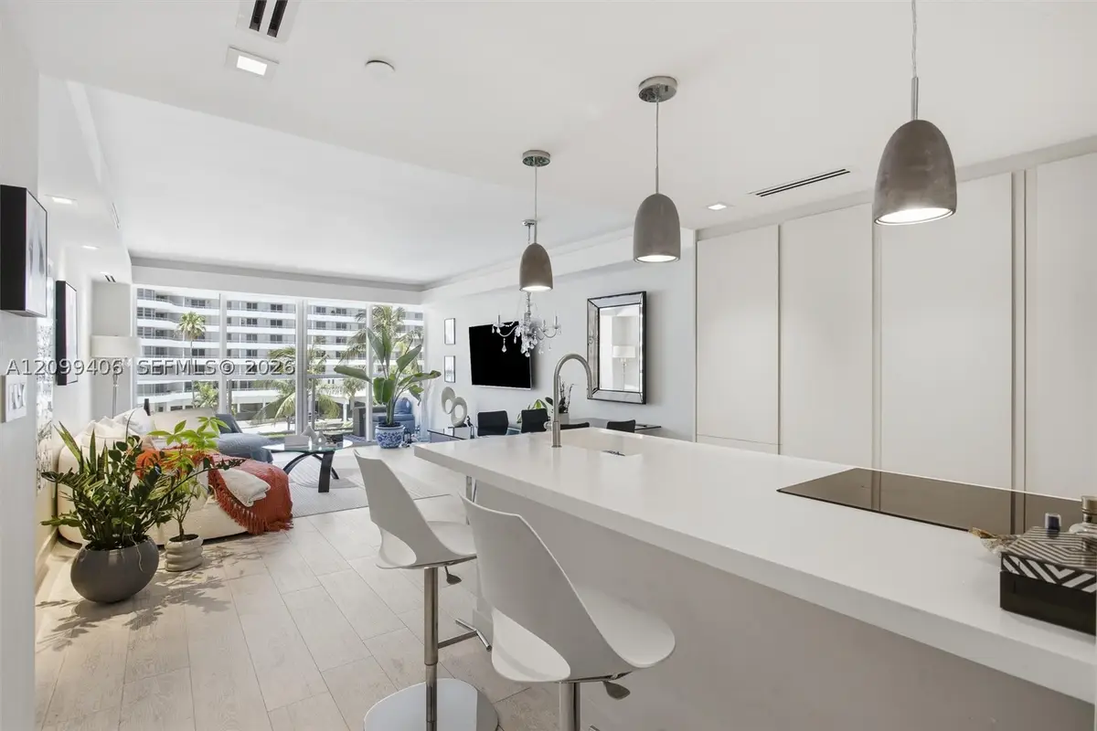 5600 Collins Ave #5A, Miami Beach, FL 33140 - #1