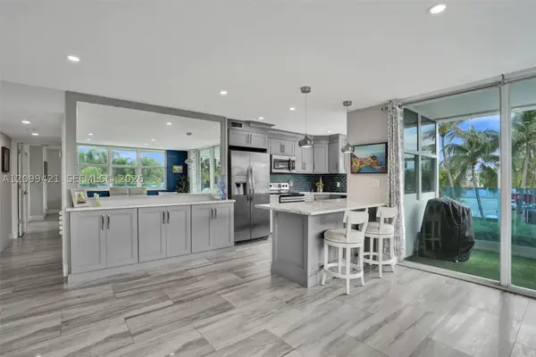 2639 N Riverside Dr #203, Pompano Beach, FL 33062