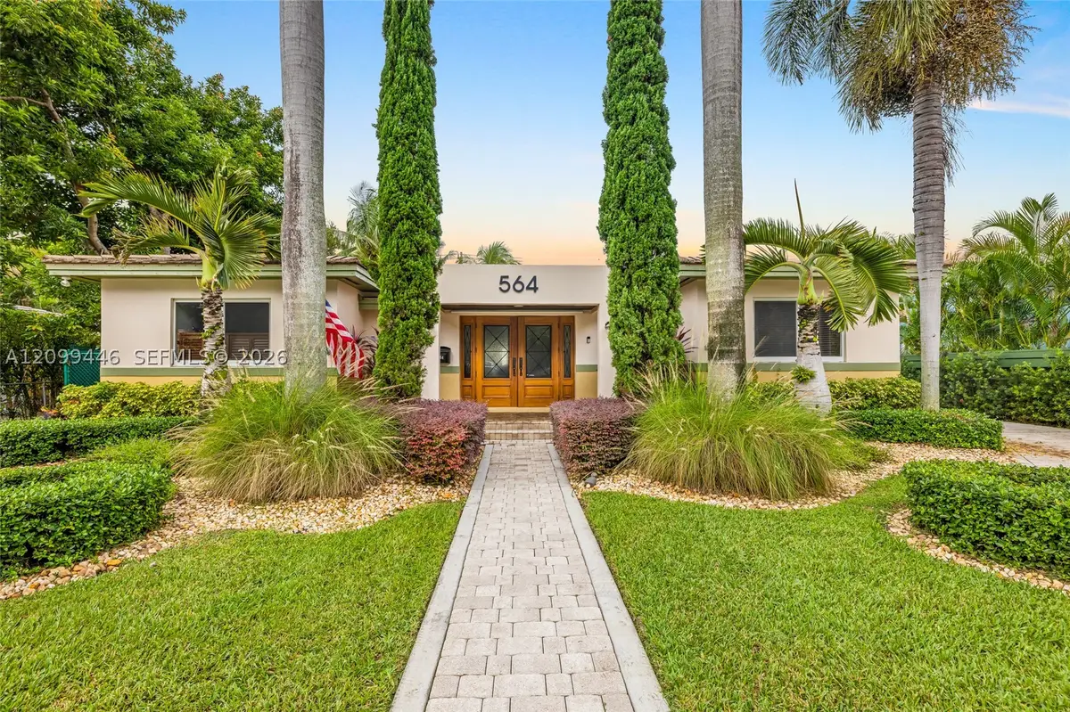 564 Palmetto Dr, Miami Springs, FL 33166 - #1