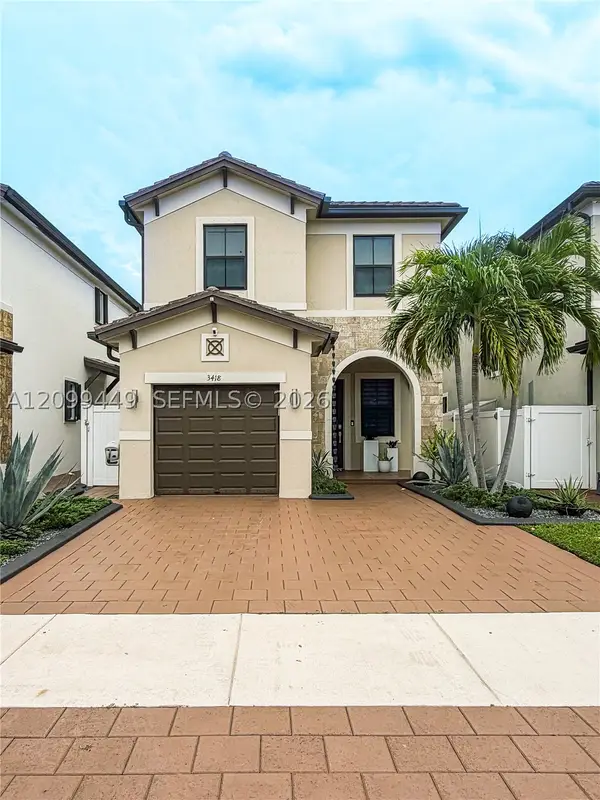 3418 W 108th St, Hialeah, FL 33018