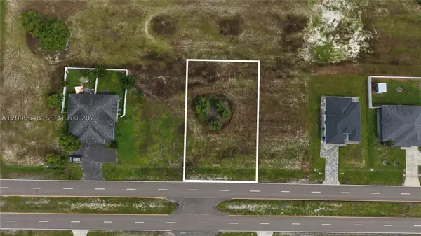 1735 Diplomat Pkwy W, Cape Coral, FL 33993