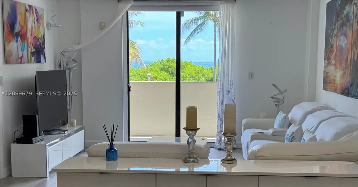 1623 Collins Ave #220, Miami Beach, FL 33139 - #1