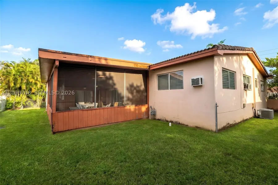 8410 SW 16th St, Miami, FL 33155 - #3