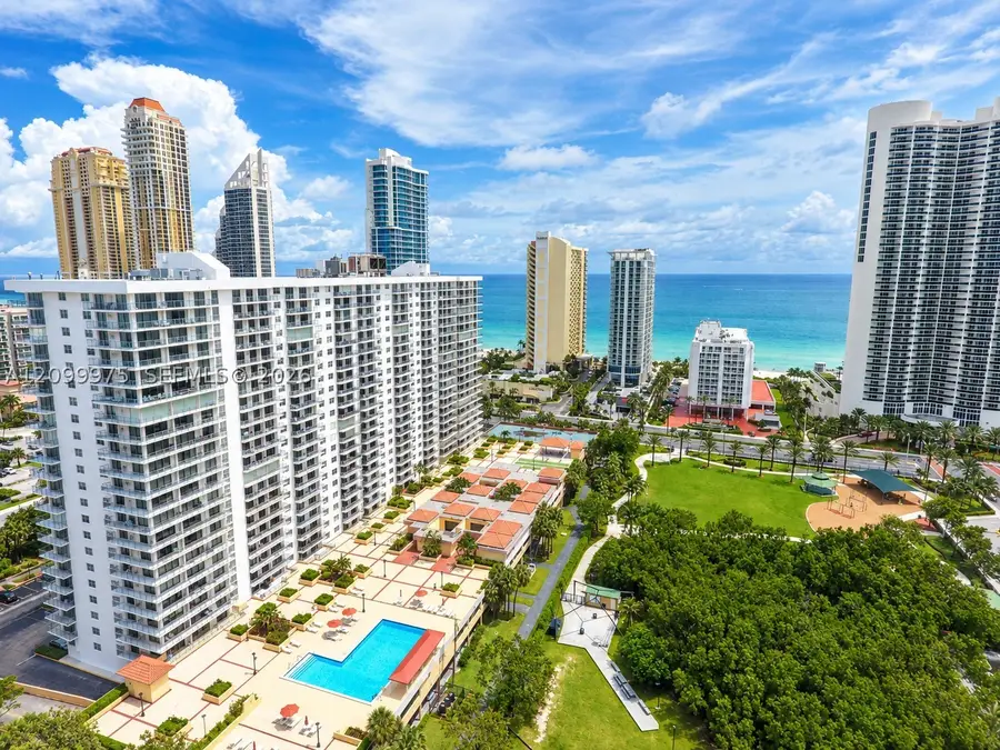 210 174th St #309, Sunny Isles Beach, FL 33160 - #3